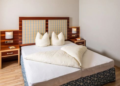Appartement Metall im Campingdorf Hofer