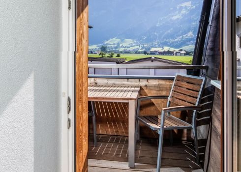Appartement Metall im Campingdorf Hofer