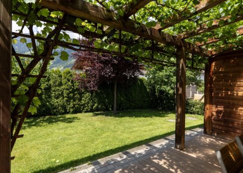 Garten eines kleinen Chalets