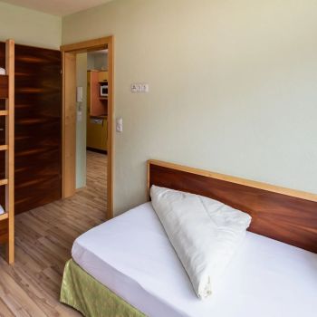 Appartement Holz im Campingdorf Hofer