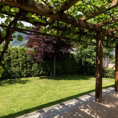 Garten eines kleinen Chalets