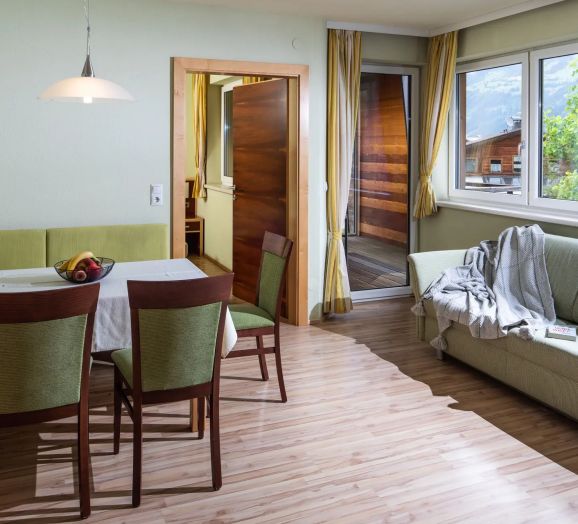 Appartement Holz im Campingdorf Hofer