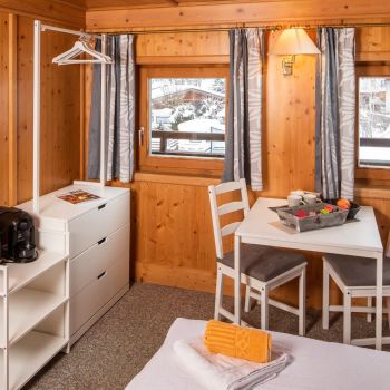 Doppelzimmer im Gästehaus des Campingdorf Hofer